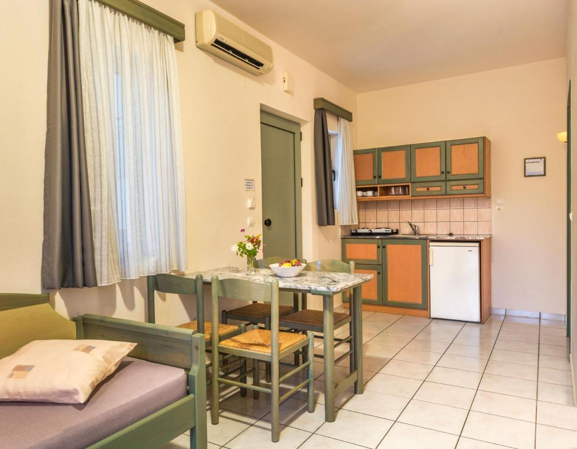 كاتو ذاراتسو Lotus Hotel Apartments المظهر الخارجي الصورة