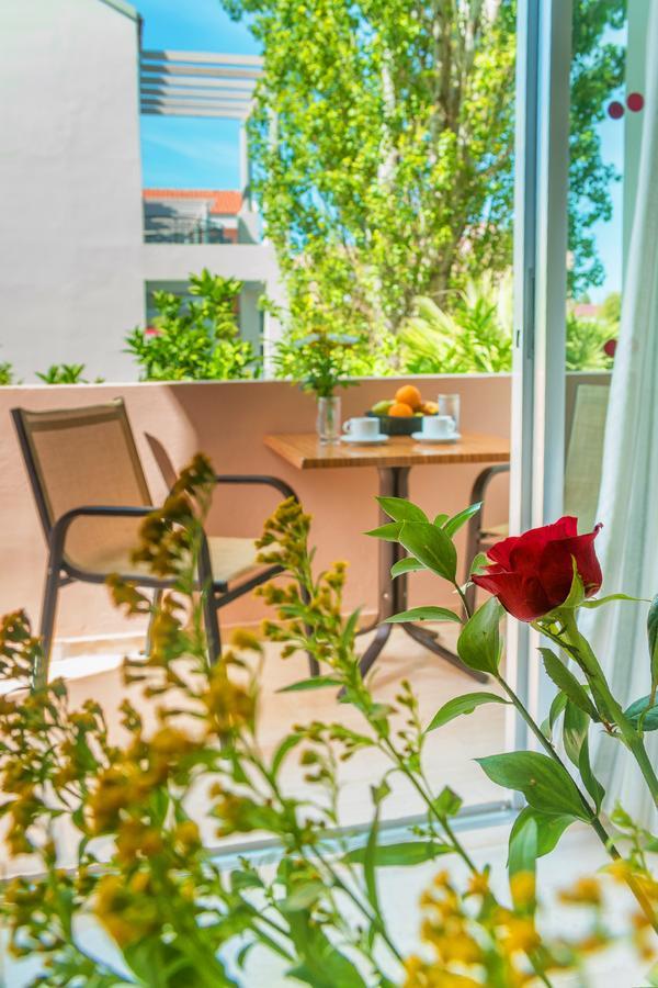 كاتو ذاراتسو Lotus Hotel Apartments المظهر الخارجي الصورة