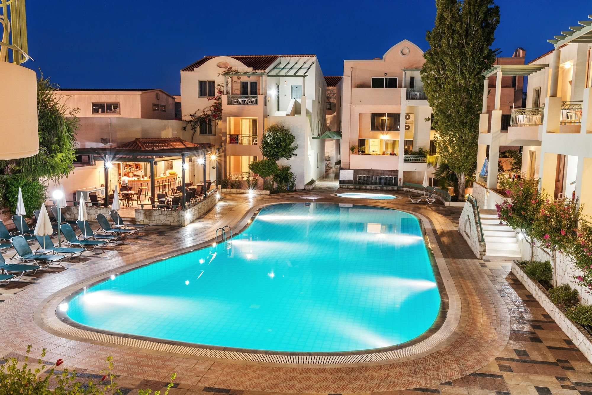 كاتو ذاراتسو Lotus Hotel Apartments المظهر الخارجي الصورة