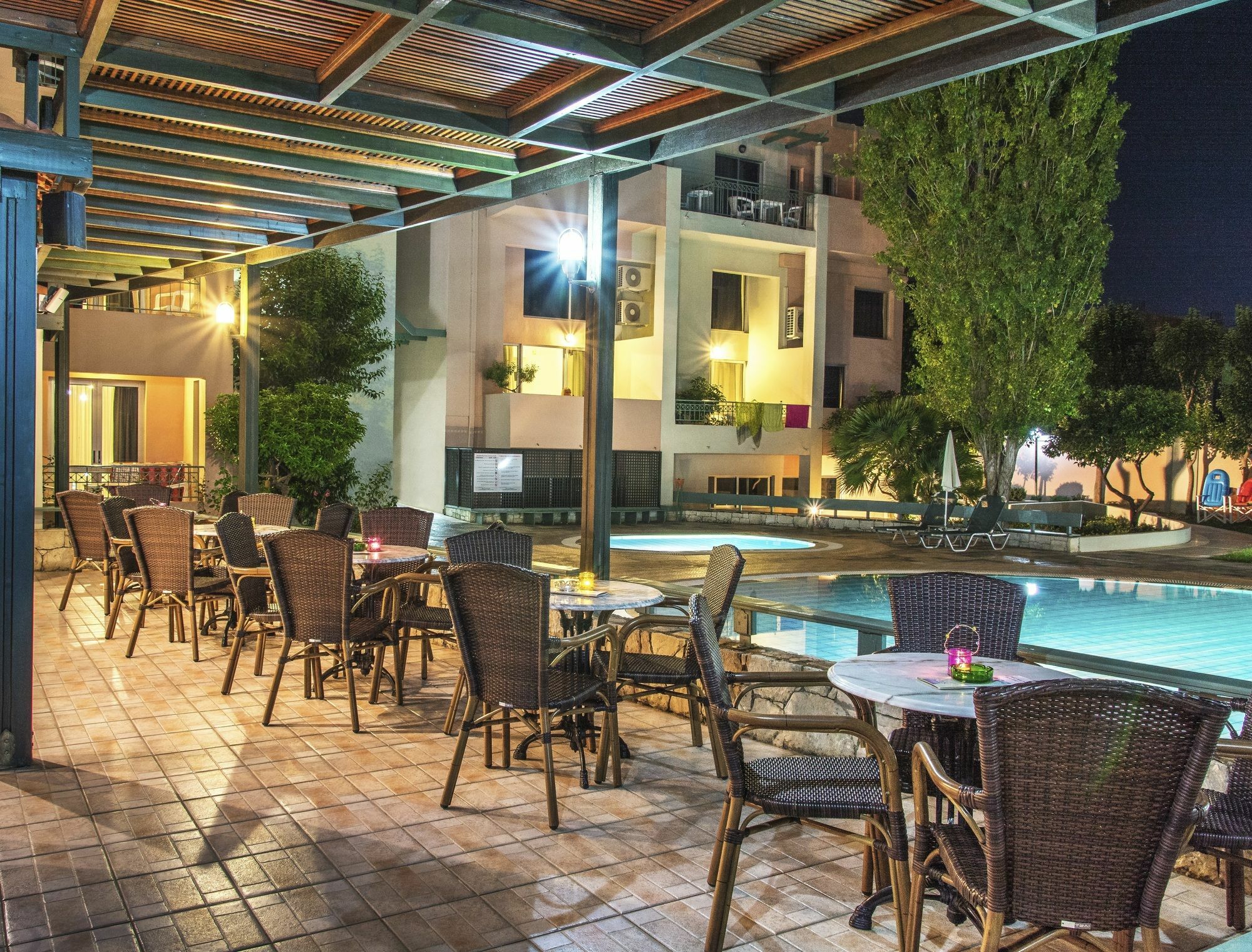 كاتو ذاراتسو Lotus Hotel Apartments المظهر الخارجي الصورة